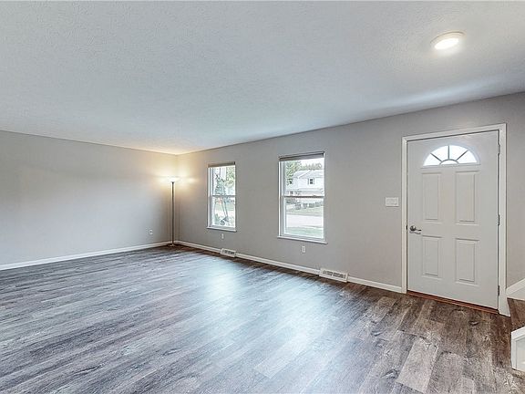 5th image of 36511 Spindrift Dr