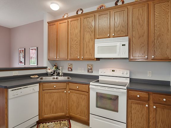 5th image of 2758 Spy Glass Dr