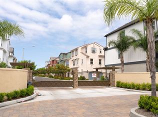 610 W Tribella Ct, Santa Ana, CA 92703