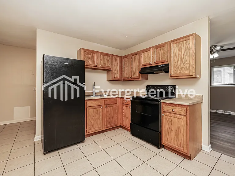 4634 Woodland Hills Blvd — Photo 8
