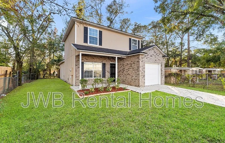 3330 Rayford St — Photo 1