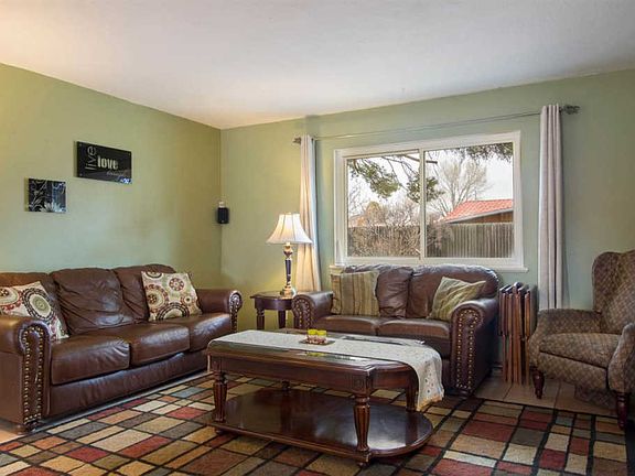 4th image of 3029 Calle Princesa Juana