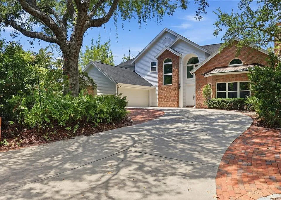 1351 Dixie Lee Ln