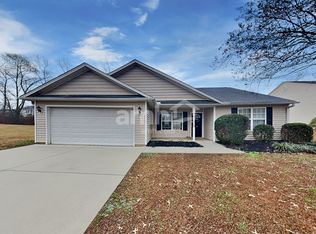 135 Crescent Creek Ct, Greenville, SC 29605