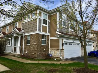 4525 Jenna Rd, Glenview, IL 60025