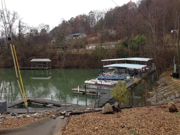 21926 River Canyon Rd, Chattanooga, TN 37405