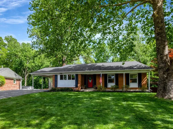 7631 Kingsbury Rd, Alexandria, VA 22315