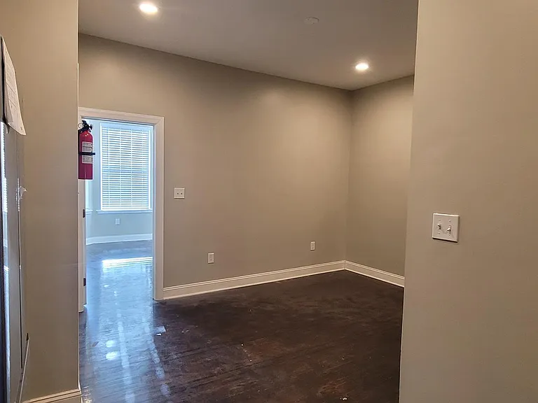 4233 Lancaster Ave #2 — Photo 8