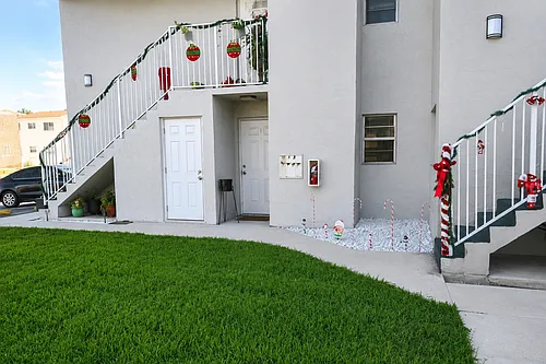 3741 SW 60th Ave Photo 1