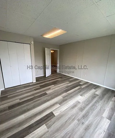 1715 Edwardsville Rd — Photo 12