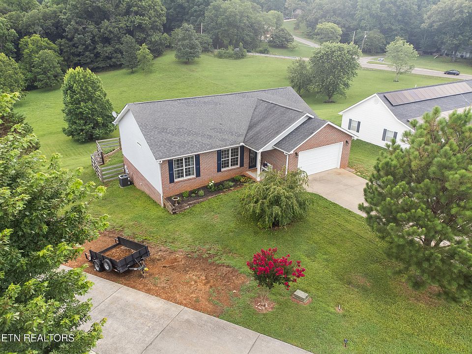 1st image of 3861 Valentine Rd