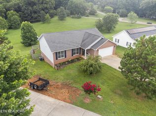 3861 Valentine Rd, Maryville, TN 37804