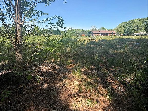 2nd image of 5548 King Wilkinson Rd