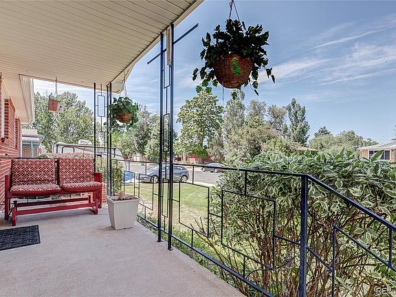 3rd image of 1026 W Princeton Place
