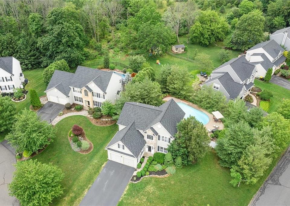7040 Maple Ct, Coopersburg, PA 18036 Zillow
