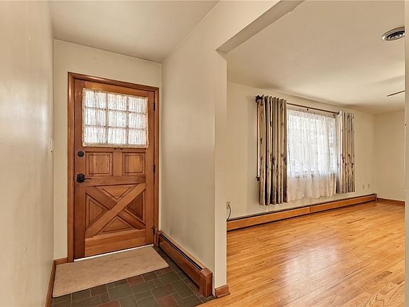 4th image of 4053 Farmersville Rd