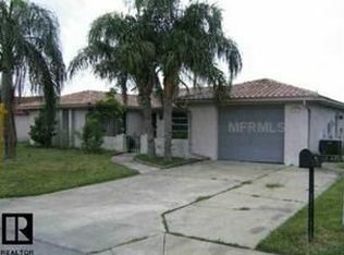 9821 Tradewinds Dr, Port Richey, FL 34668