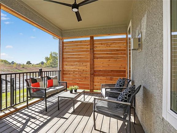 3rd image of 11562 S Olathe View Rd