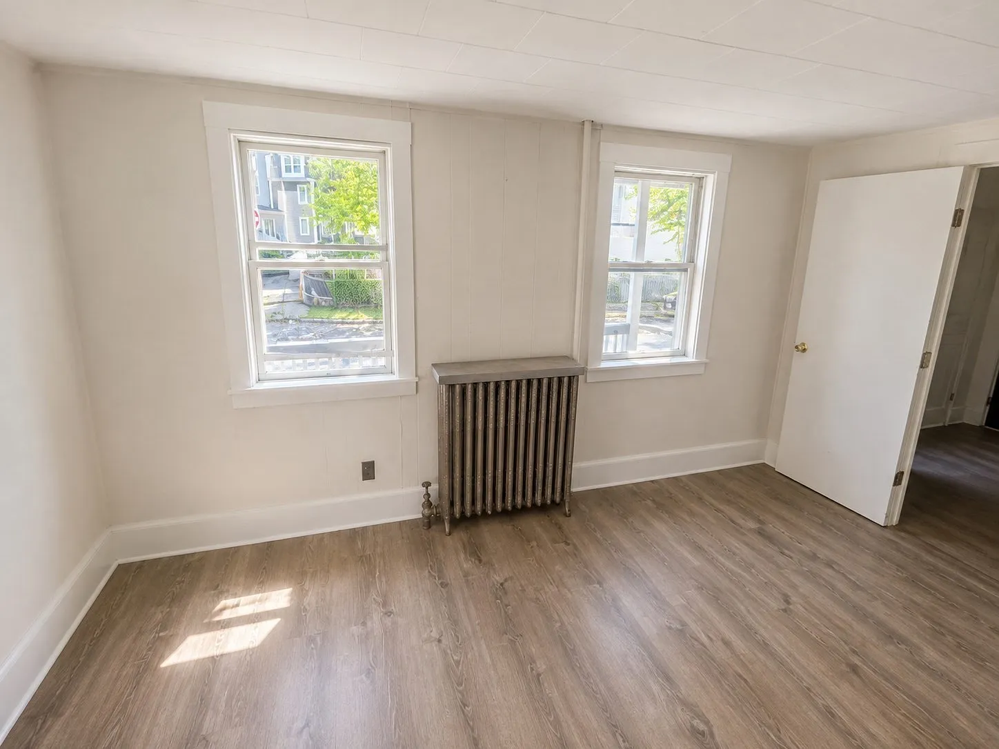 2 bed, 1.0 bath, 800 sqft, $2,000 — Photo 4