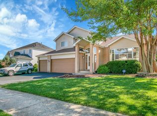 663 Primrose Ln, Matteson, IL 60443