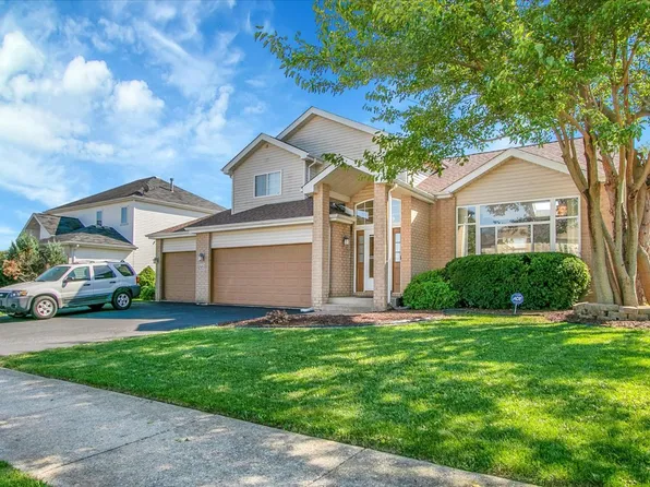 663 Primrose Ln, Matteson, IL 60443