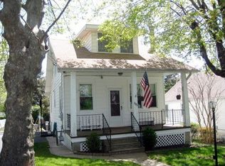 135 Barrett Rd, Willow Grove, PA 19090