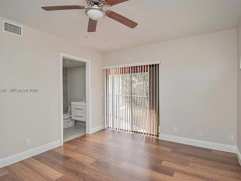 4240 Village Dr #B — Photo 9