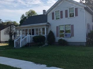 206 S Seymour St, Fond Du Lac, WI 54935