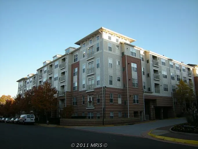 9480 Virginia Center Blvd — Photo 3