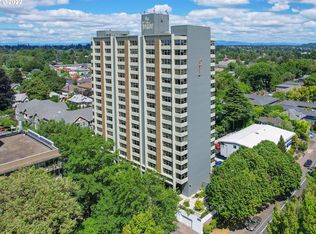 1220 NE 17th Ave APT 2D, Portland, OR 97232