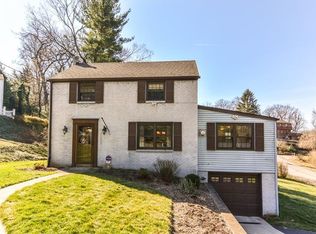 357 Canterbury Dr, Pittsburgh, PA 15238