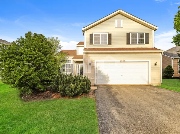 2802 Arches Dr, Plainfield, IL 60586