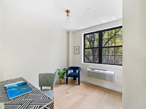 219 Weirfield Street 2 image 10 of 10