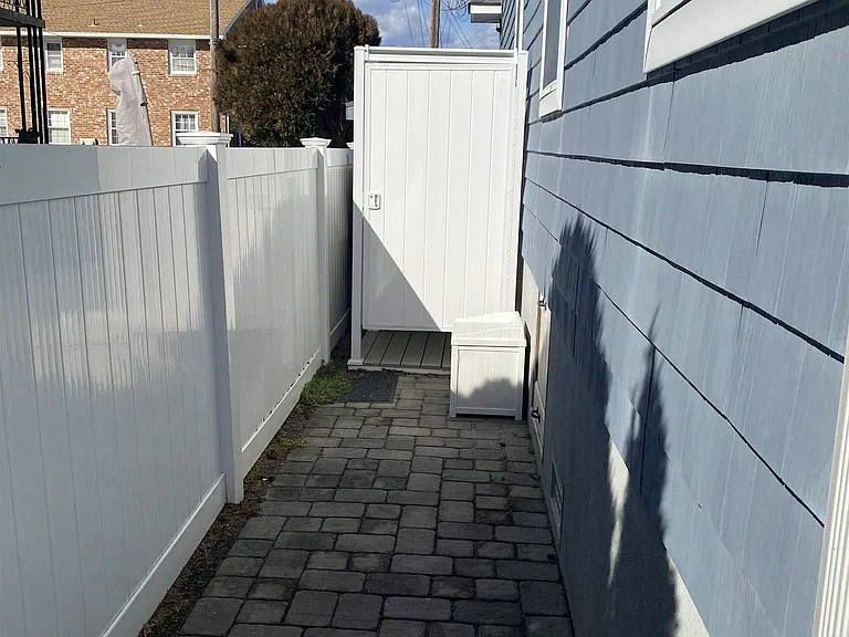 122 N Monroe Ave #WINTER RENTAL — Photo 20
