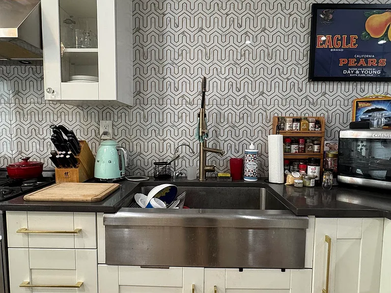 164 Harrison Ave #2 — Photo 4