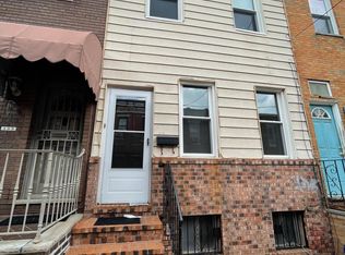 807 Greenwich St, Philadelphia, PA 19147