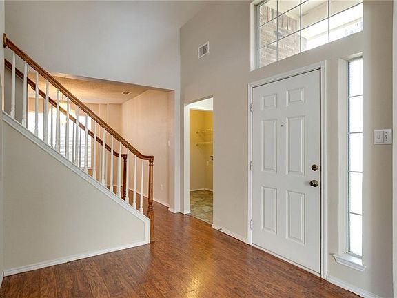 4th image of 6709 Northland Dr