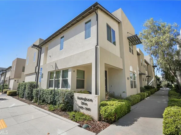 19545 Herringbone Dr, Northridge, CA 91324