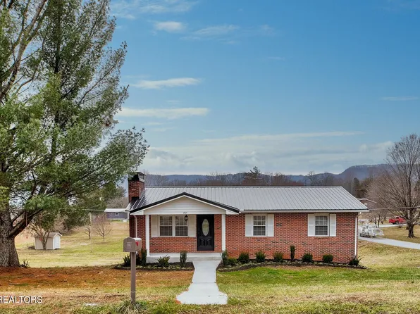 235 Orchard St, Jacksboro, TN 37757