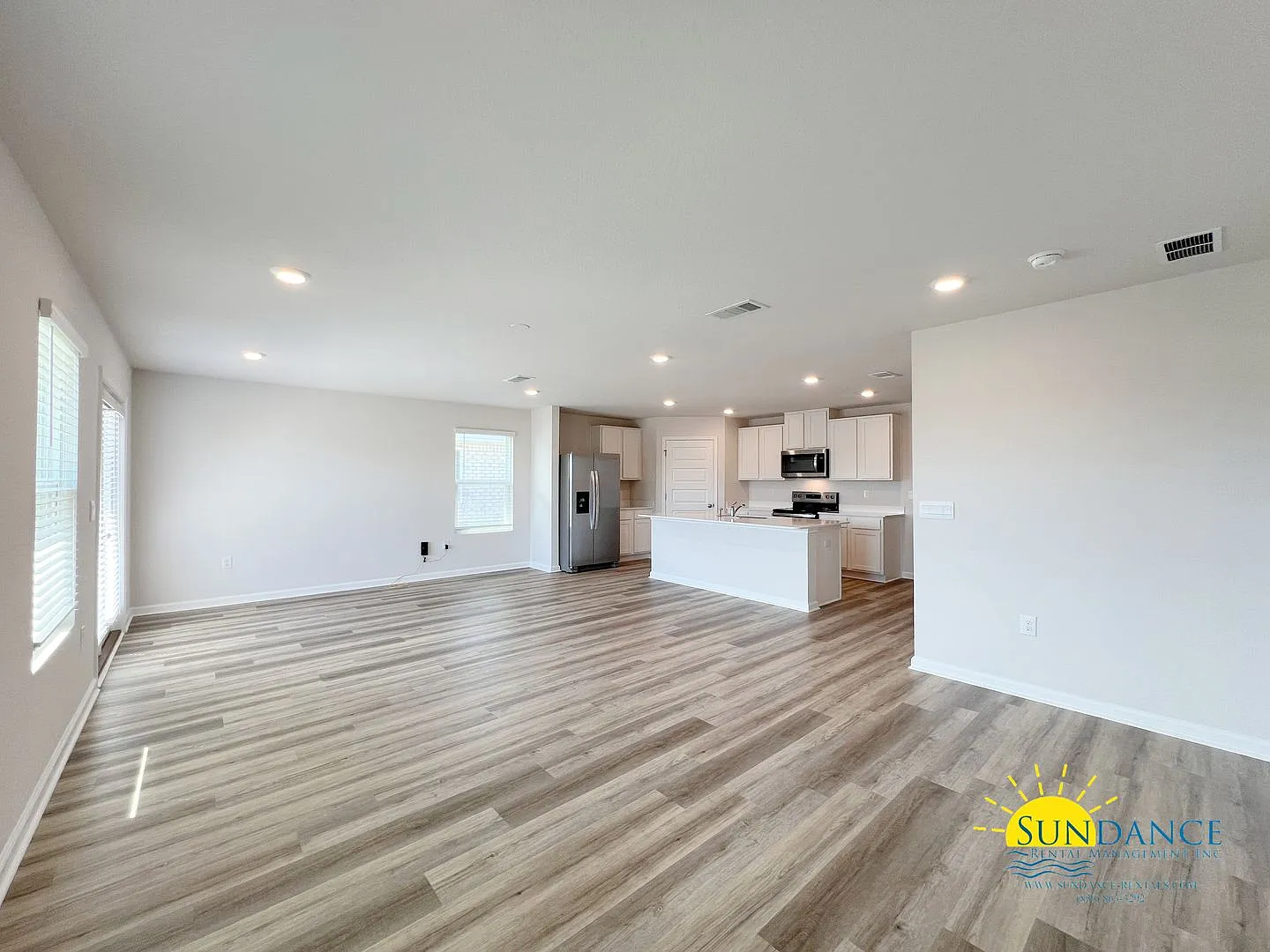 Stunning 3BR Home Near FL-85, I-10, Shopping & Dining in South Crestview! — Photo 3