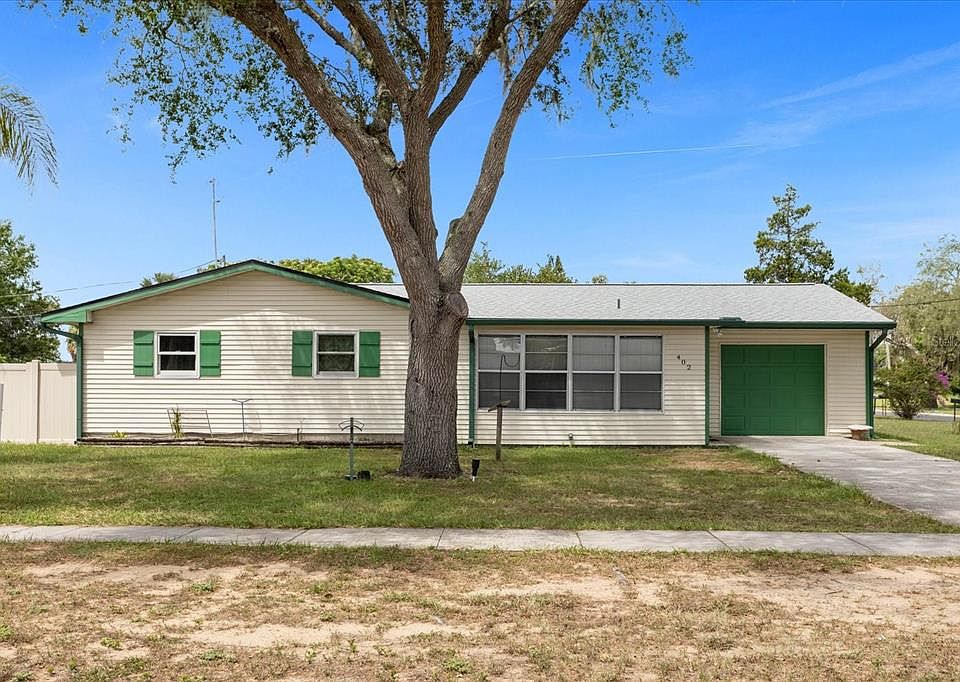 1st image of 402 S ALLAPAHA AVENUE S