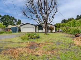 57 Pine Ln, Carlotta, CA 95528