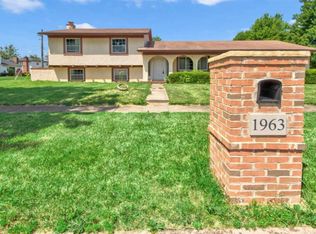 1963 Mountain Oak Rd, Columbus, OH 43219