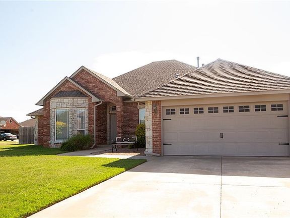 3rd image of 13801 Agate Dr