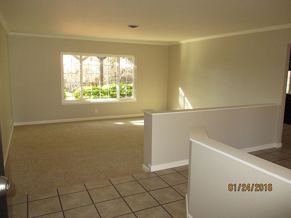 3rd image of 1825 Jeffrey Dr