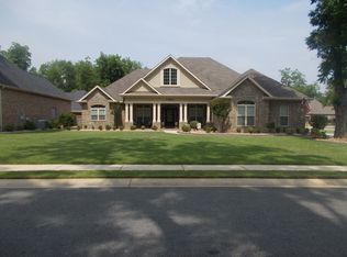 202 Madilyn Dr, Warner Robins, GA 31088