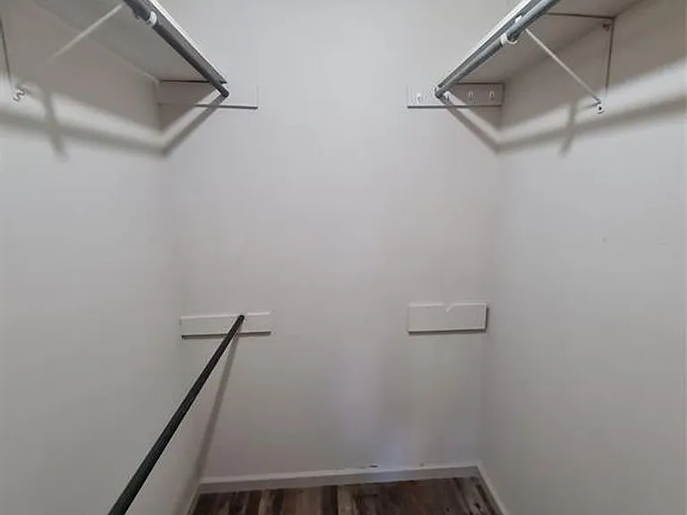 804 Winter Pl — Photo 16