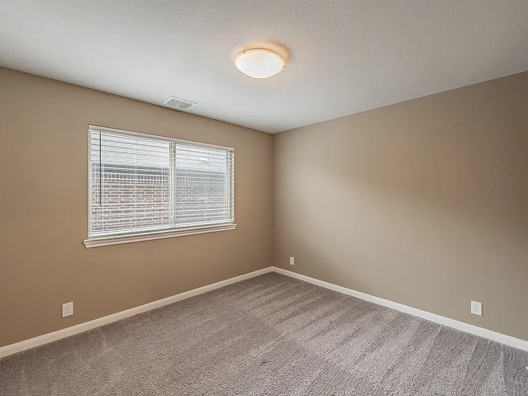 1116 Kingbird Ln — Photo 26