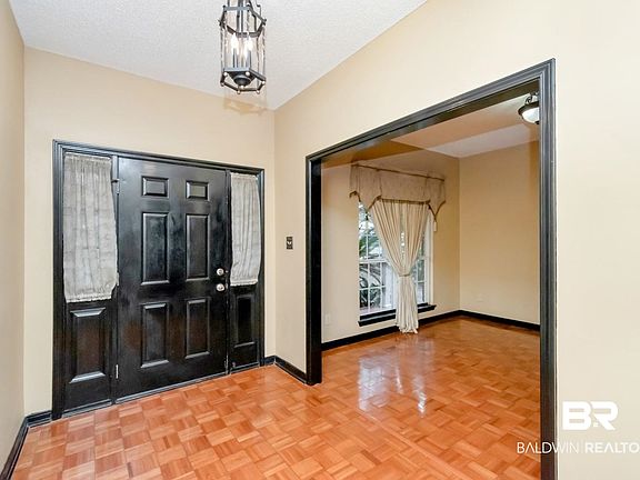 2nd image of 152 Ideal Ave