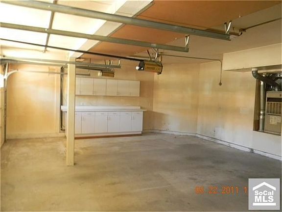 4th image of 8426 E Hillsdale Dr